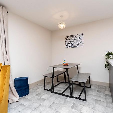 Avery House 2 - Two Bedroom With Outdoor Terrace By Bpne ダーリントン エクステリア 写真